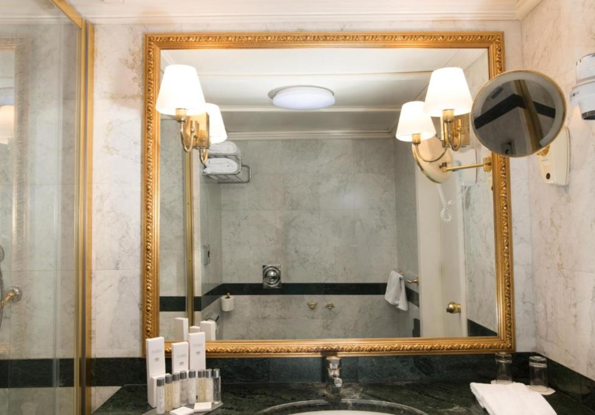 Grand Hotel Bucharest
