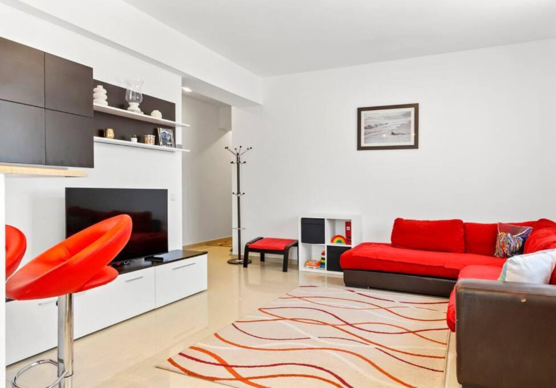 Spacious Central 3 Rooms